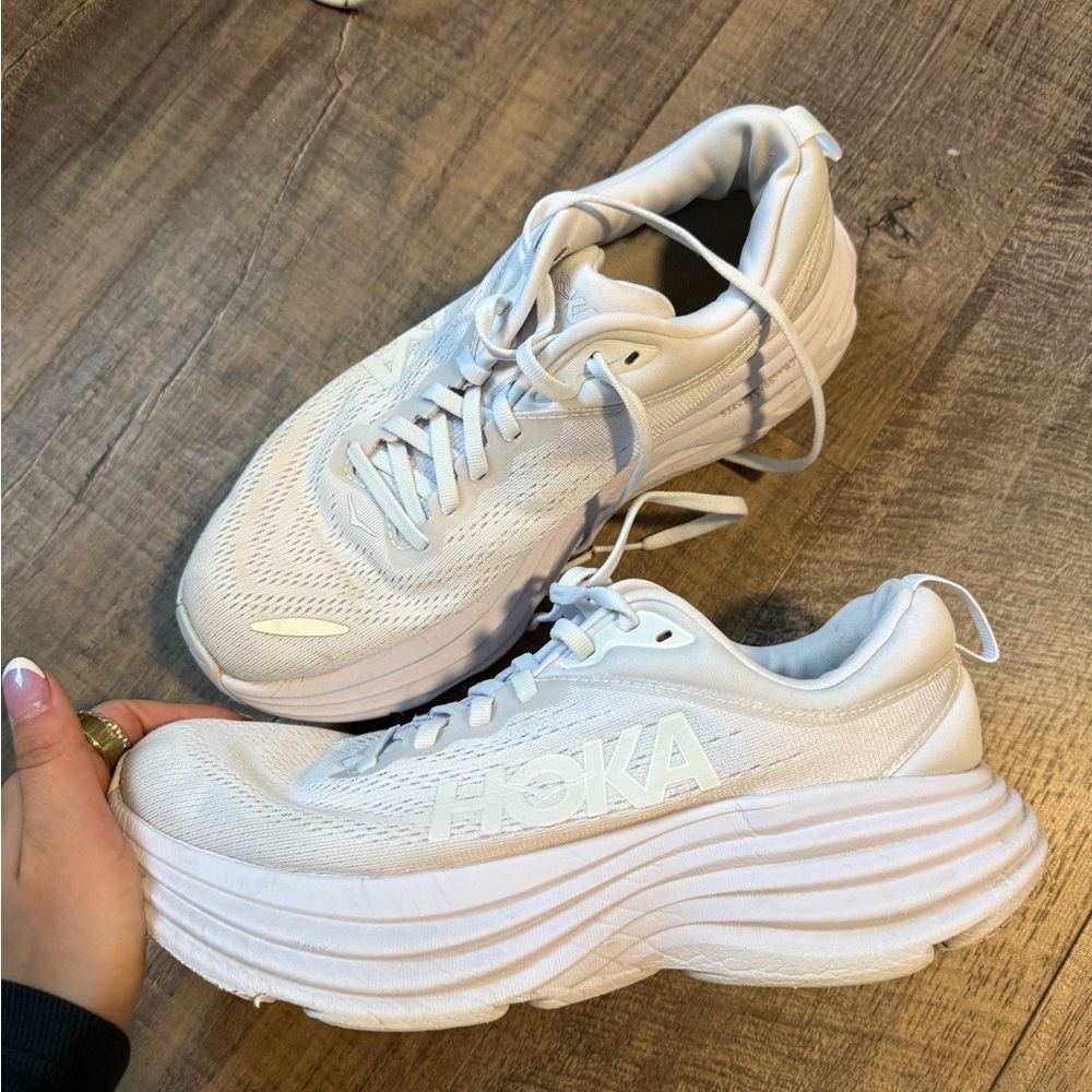 Hoka Women's Bondi 8
